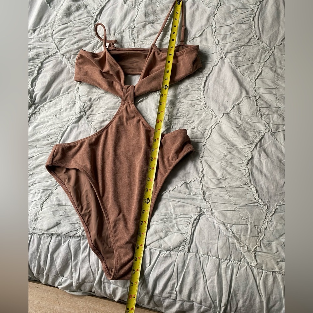 Pacsun one piece bathing suit - Picture 4 of 4